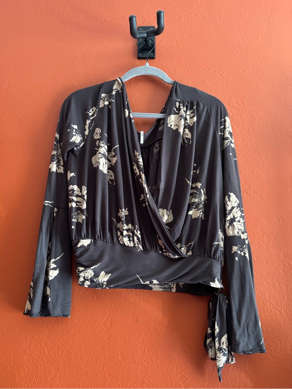 Free People floral wrap top with open bell sleeves size medium